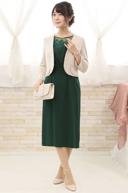 グリーンの花柄レースボリュームスリーブドレス