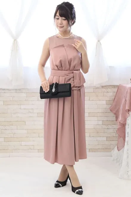 ピンクのビスチェ風ロングドレス