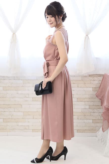 ピンクのビスチェ風ロングドレス