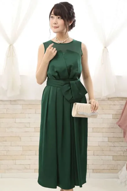 グリーンのビスチェ風ロングドレス