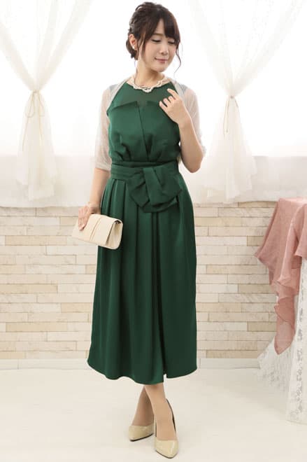 グリーンのビスチェ風ロングドレス