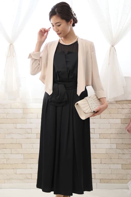 ブラックのビスチェ風ロングドレス