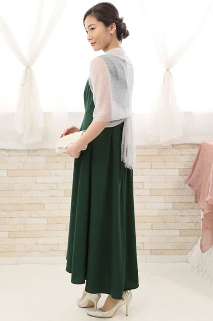 グリーンのウエスト切替フィッシュアンドテールドレス