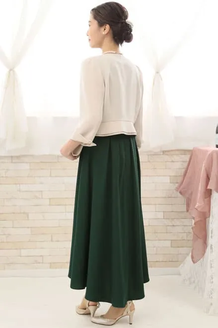 グリーンのウエスト切替フィッシュアンドテールドレス