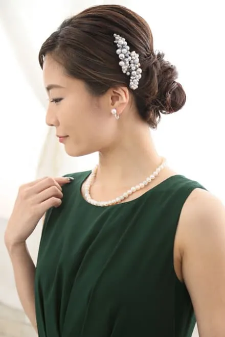 グリーンのウエスト切替フィッシュアンドテールドレス