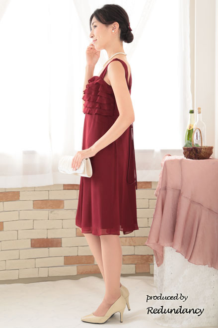 レッドのティアードフリルドレスコーディネートセット