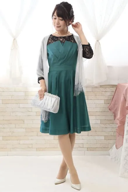ブルーグリーンのビスチェ風レースドレス
