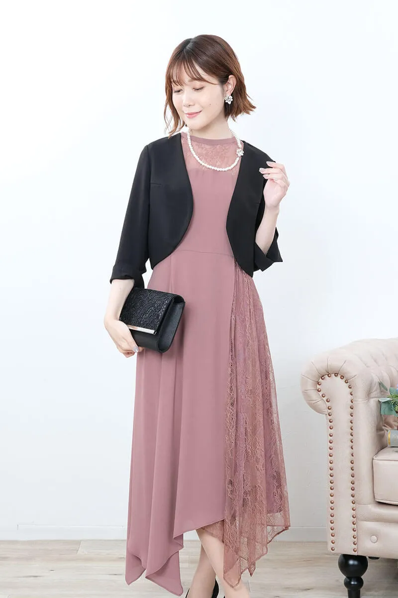 ピンクのサイドレースイレギュラーヘムドレス