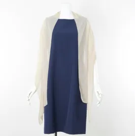 ベージュのラメ入りシフォンストール