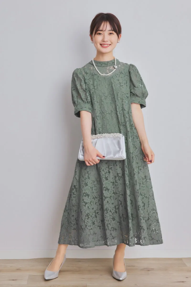 グリーンのスタンドネックAラインドレス