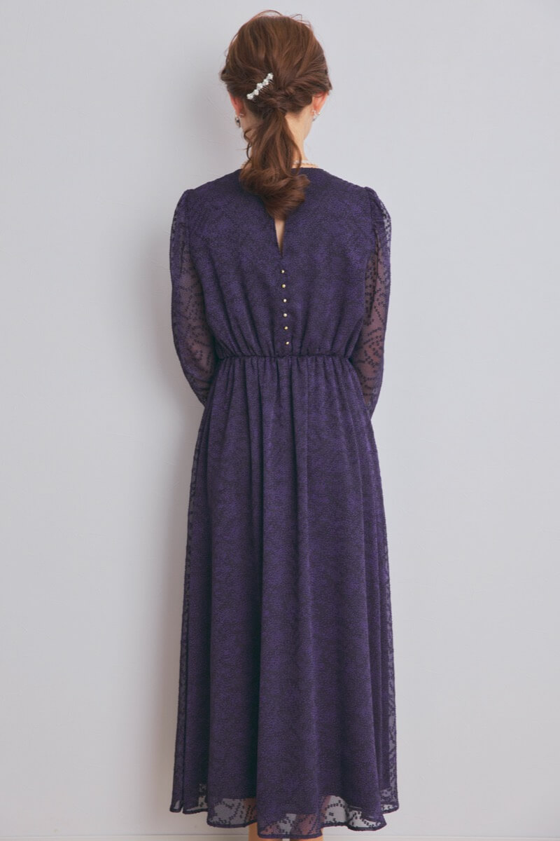 パープルのロングスリーブフレアドレス