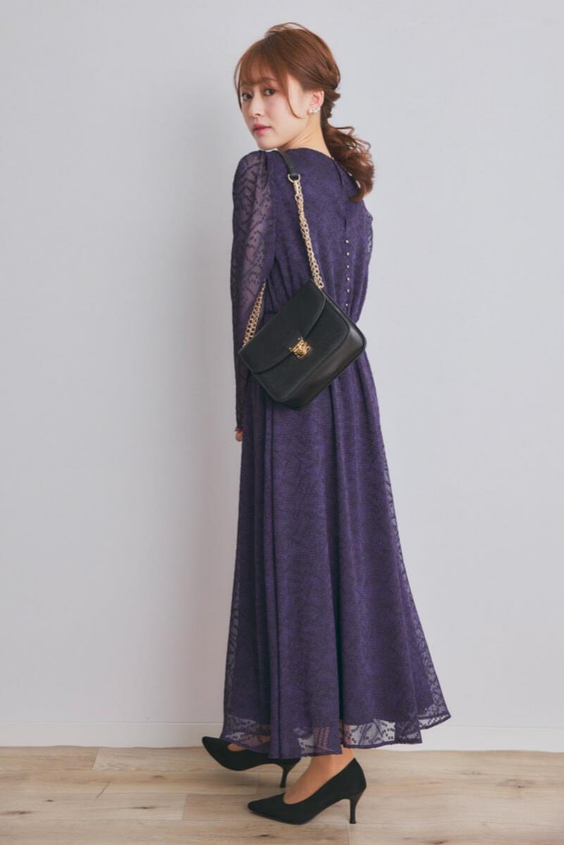 パープルのロングスリーブフレアドレス