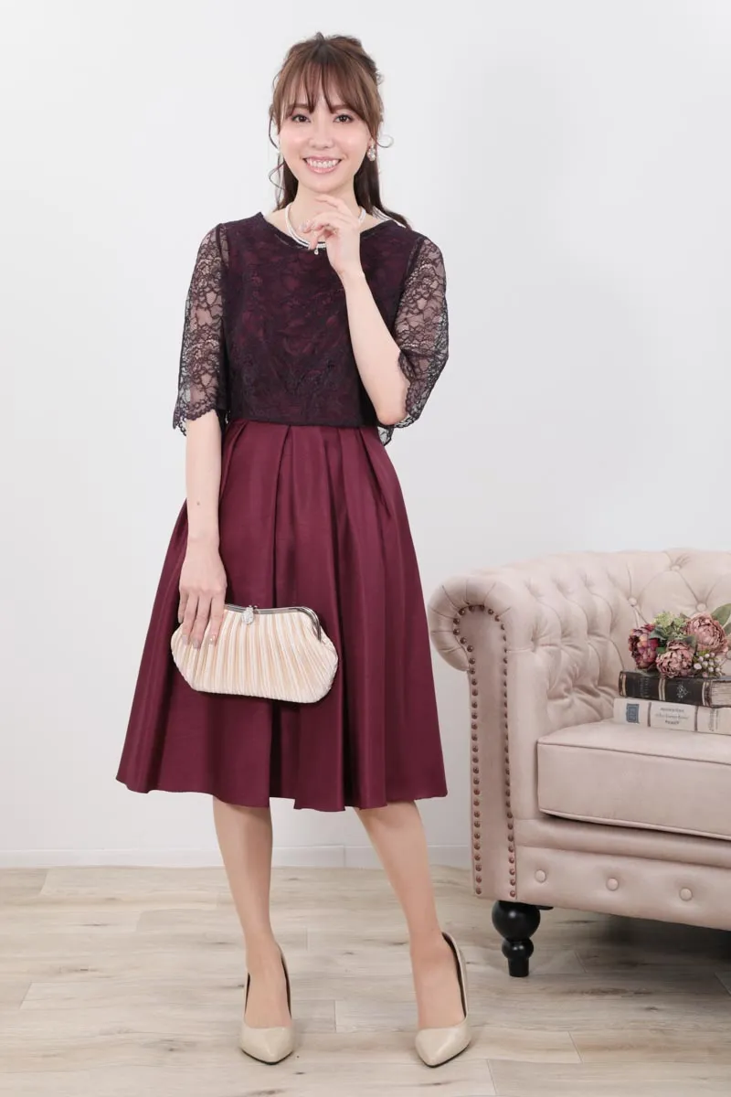 ワインレッドのレースボレロセットドレス