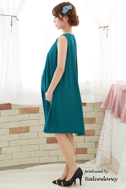 ブルーグリーンのパールビジュー付きウエストリボンドレス