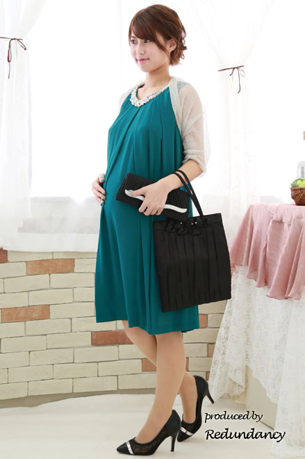 ブルーグリーンのパールビジュー付きウエストリボンドレス