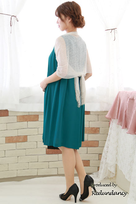 ブルーグリーンのパールビジュー付きウエストリボンドレス