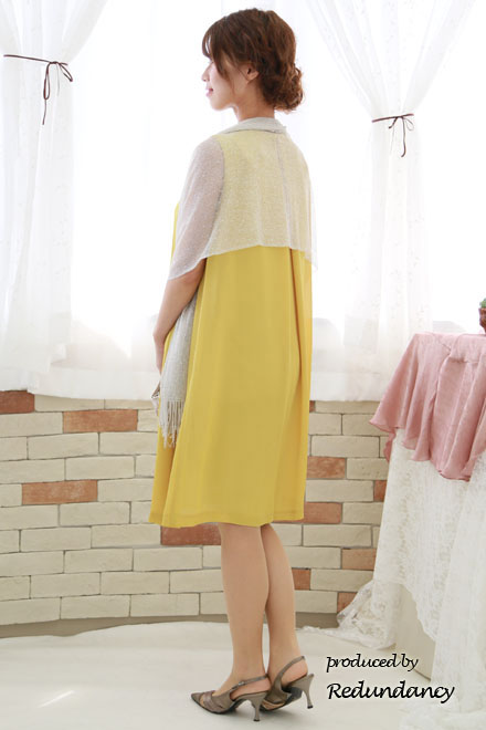 イエローのパールビジュー付きウエストリボンドレス