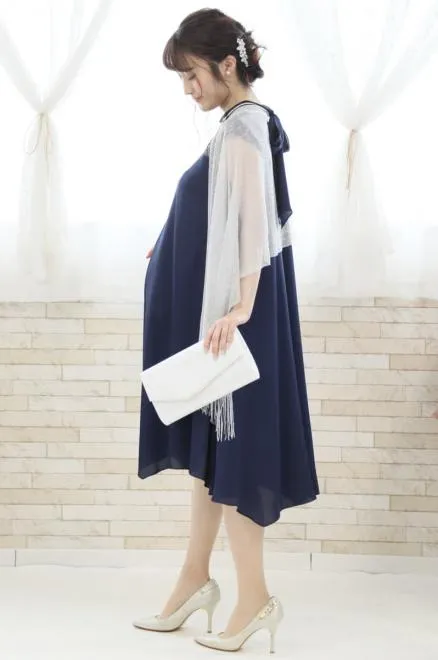 ネイビーのデコルテレースAラインドレス