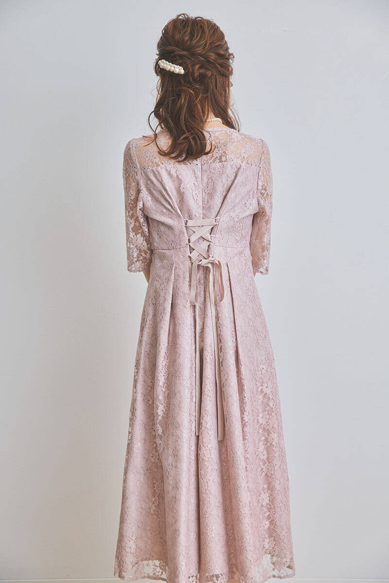 ピンクの総レースフィッシュテールドレス