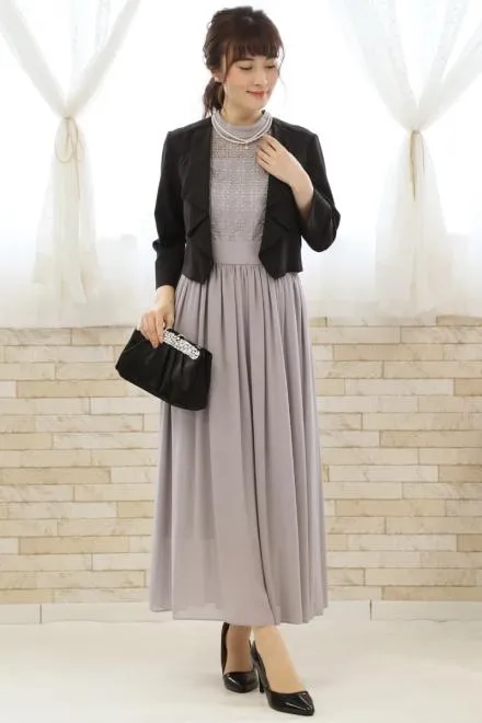 グレーのフレンチスリーブロングドレス