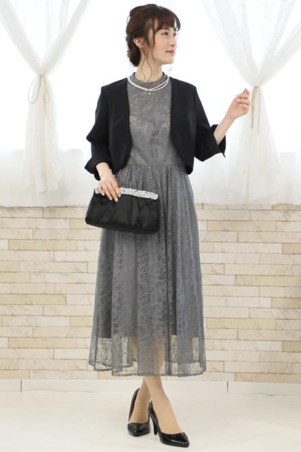 グレーのプチハイネック総レースドレス