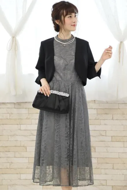 グレーのプチハイネック総レースドレス