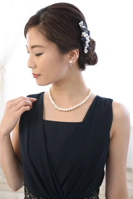 ネイビーのウエスト刺繍入りシャンタンドレスコーディネートセット