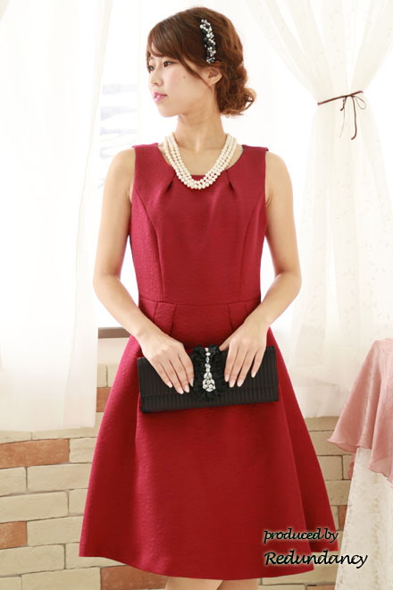 レッドの薔薇織柄ミニ丈ドレス