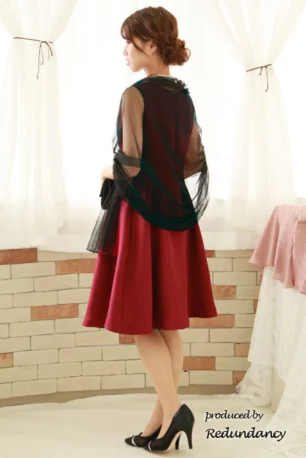 レッドの薔薇織柄ミニ丈ドレス