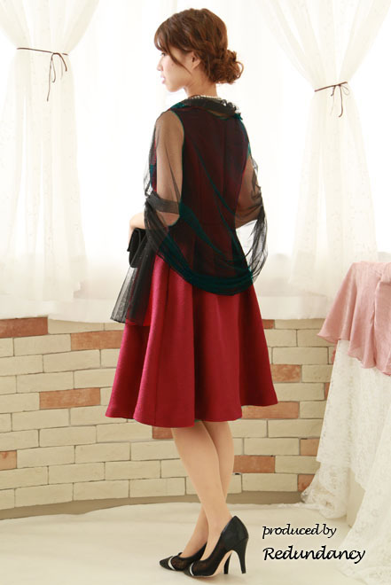 レッドの薔薇織柄ミニ丈ドレス