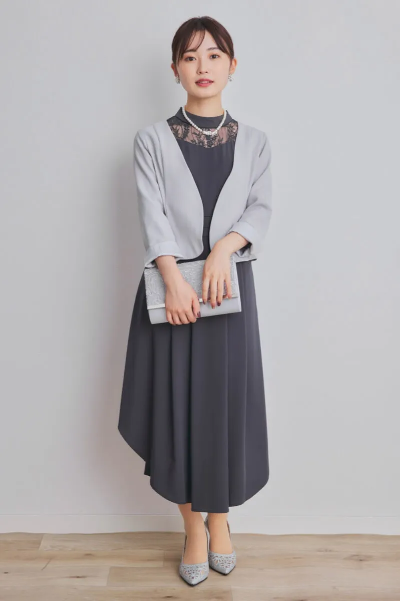 グレイッシュネイビーのイレギュラーヘムドレス