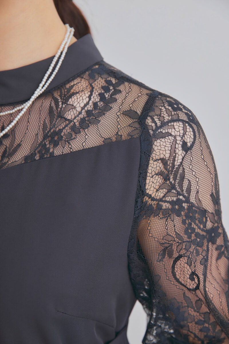 グレイッシュネイビーのイレギュラーヘムドレス