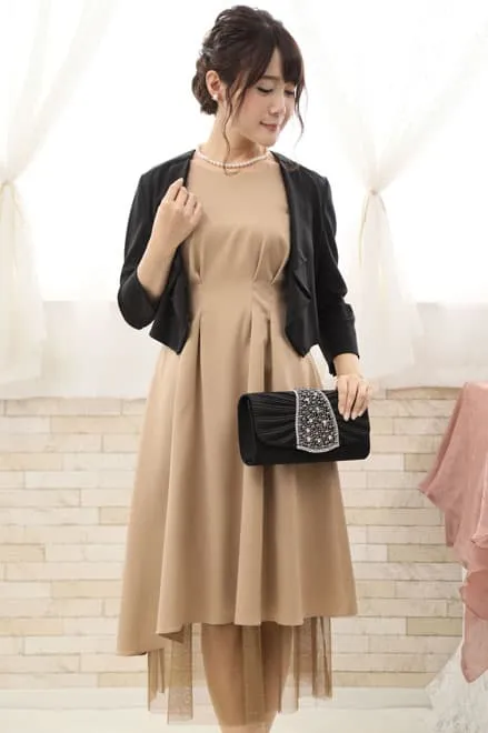 ベージュのチュール付きノースリーブドレスコーディネートセット