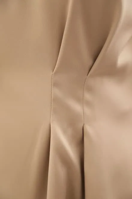 ベージュのチュール付きノースリーブドレスコーディネートセット