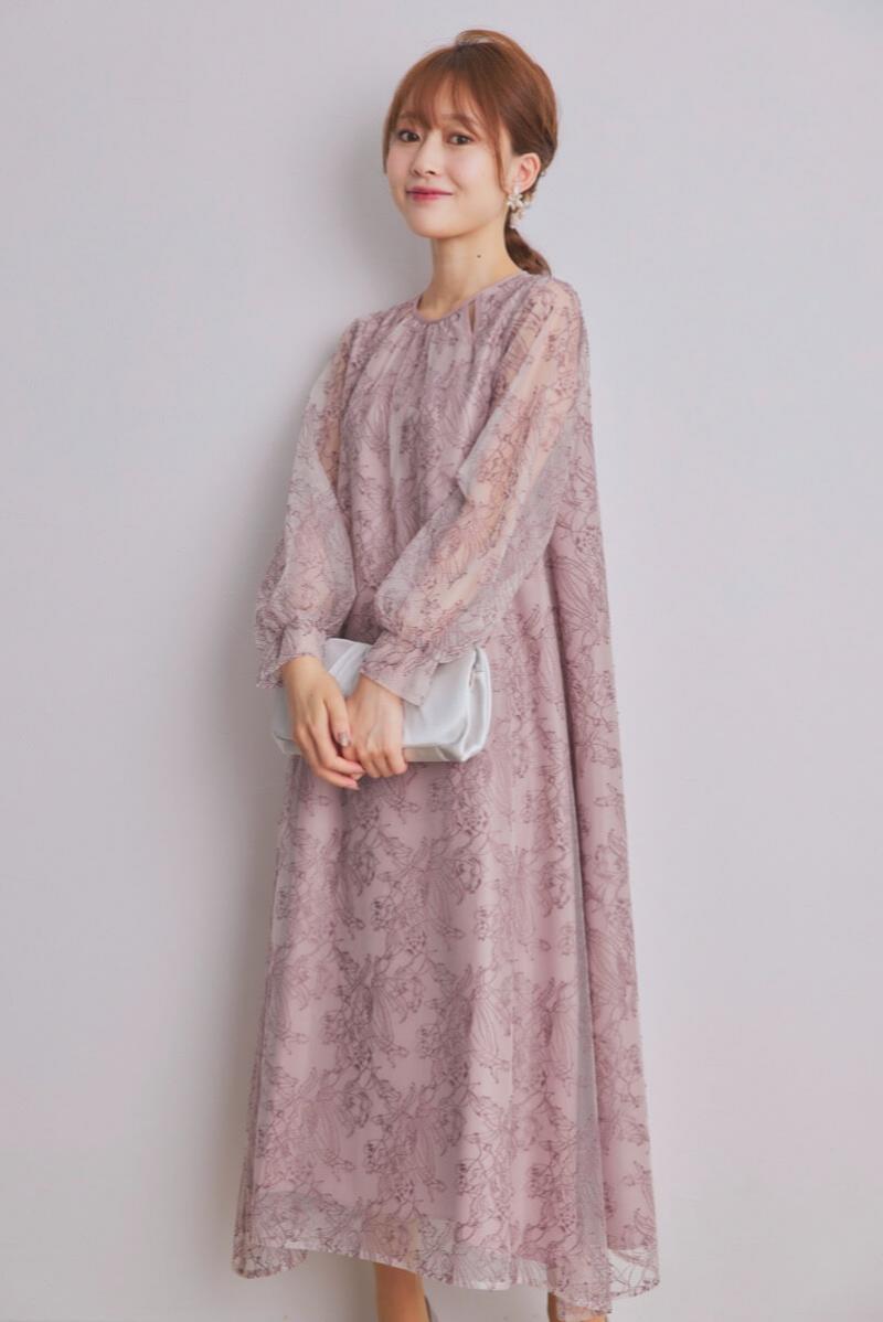 パープルのカットアウトエンブロイダリードレス