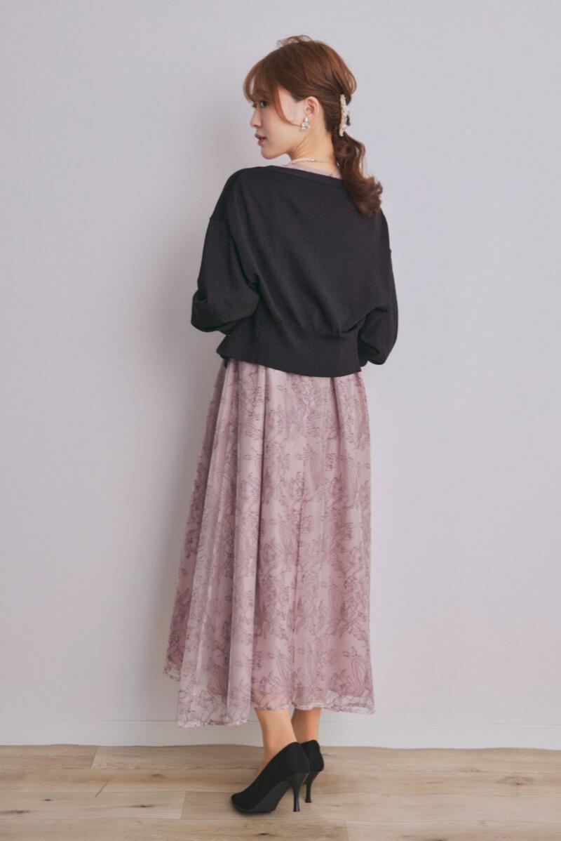 パープルのカットアウトエンブロイダリードレス