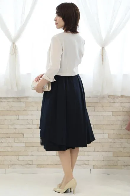 ネイビーのウエストリボン付きレースドレスコーディネートセット