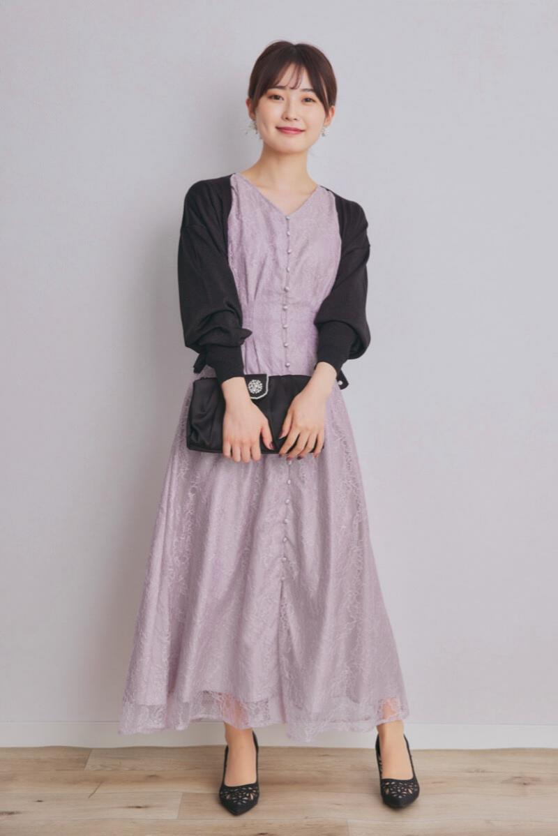 ラベンダーのくるみボタン総レースドレス