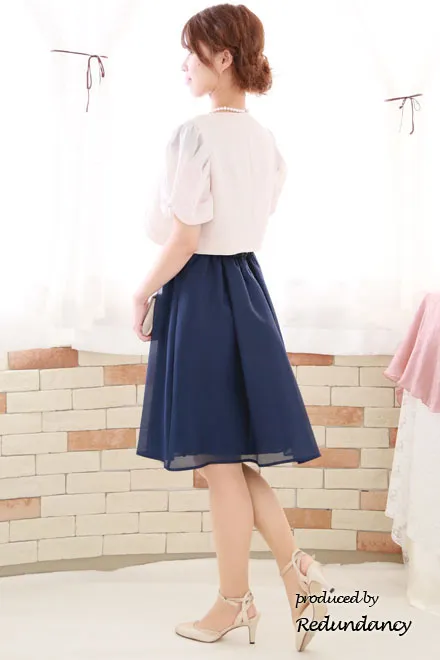 ネイビー×シルバーの花柄クロスドレス