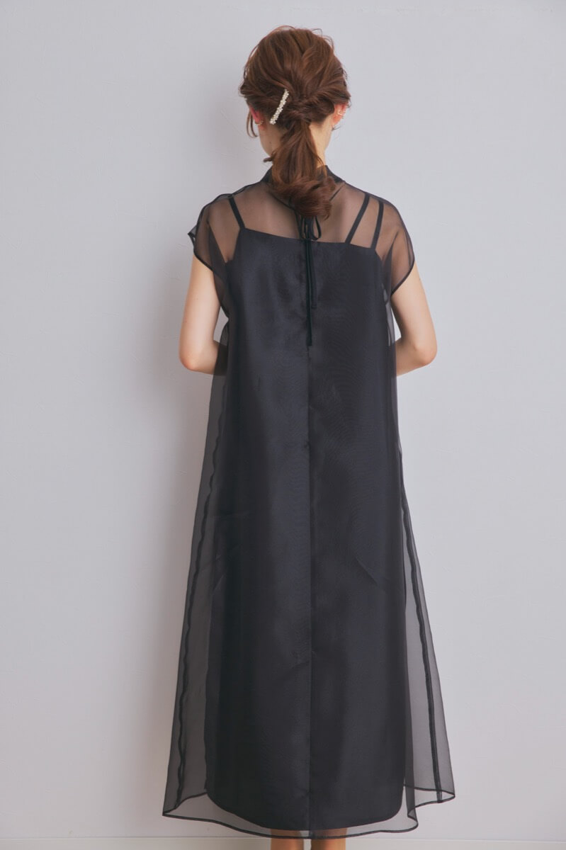 ブラックのアシメインナーオーガンジードレス