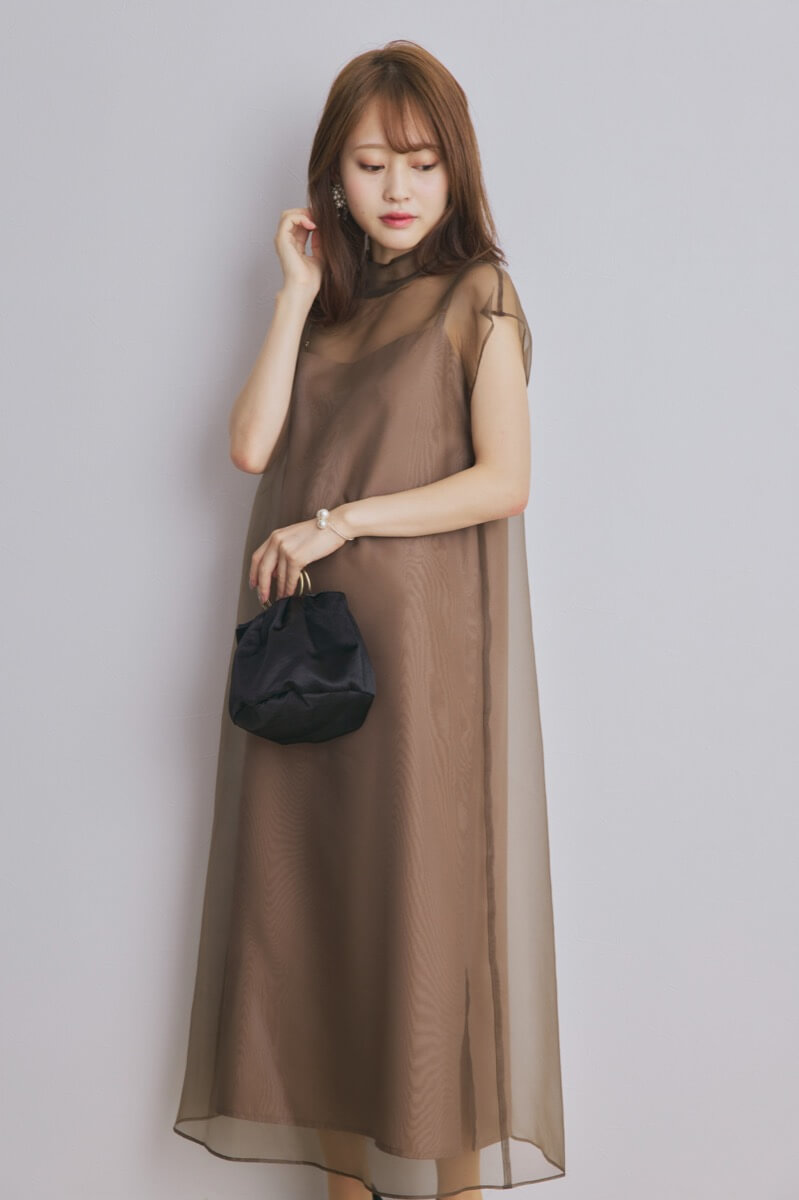 ブラウンのアシメインナーオーガンジードレス