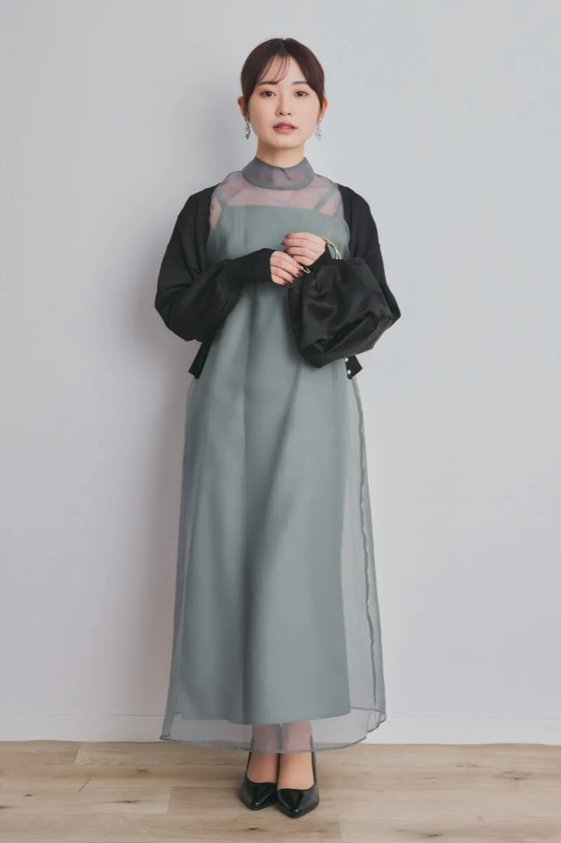 グレーのアシメインナーオーガンジードレス