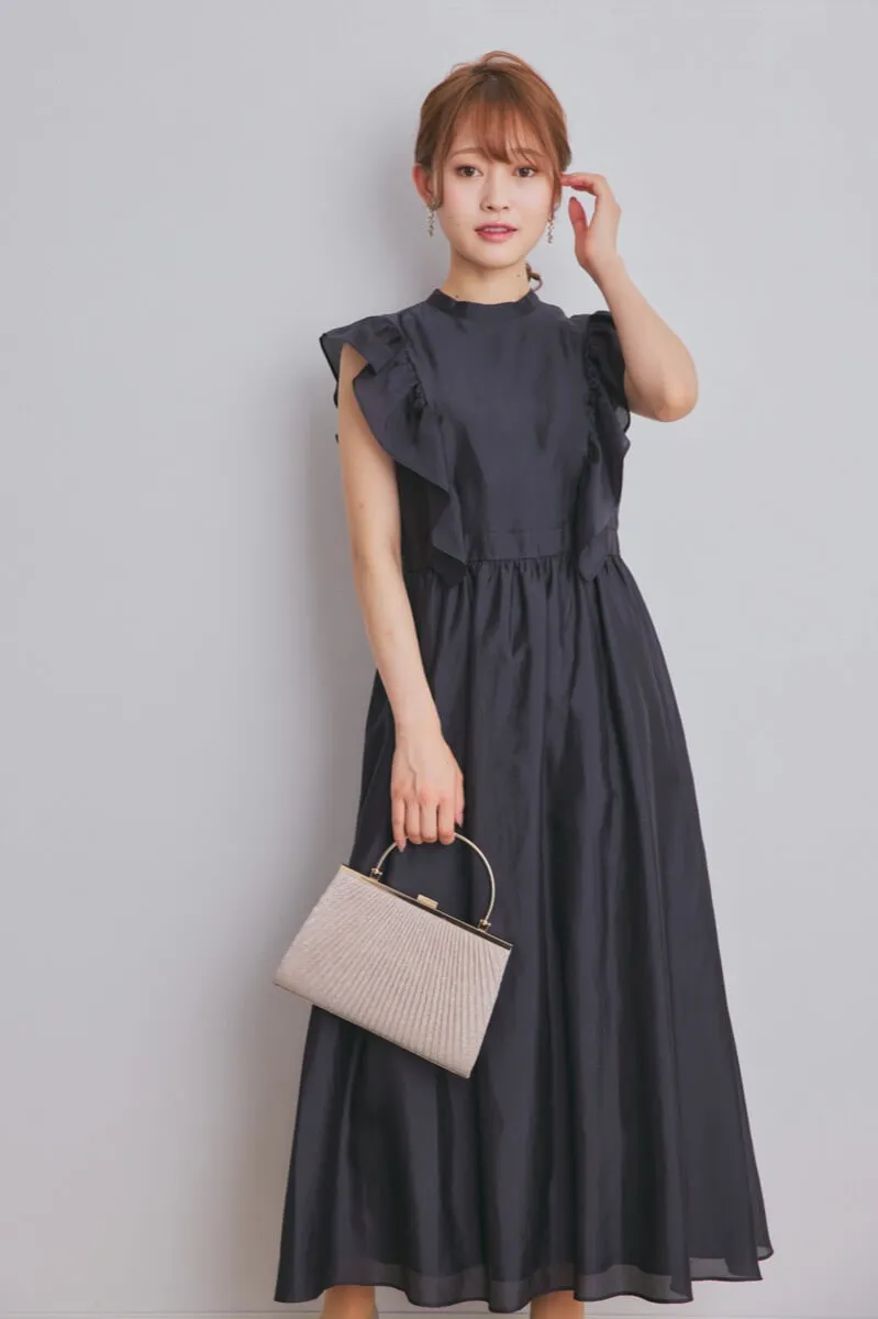 ブラックのサイドフリルエアリードレス