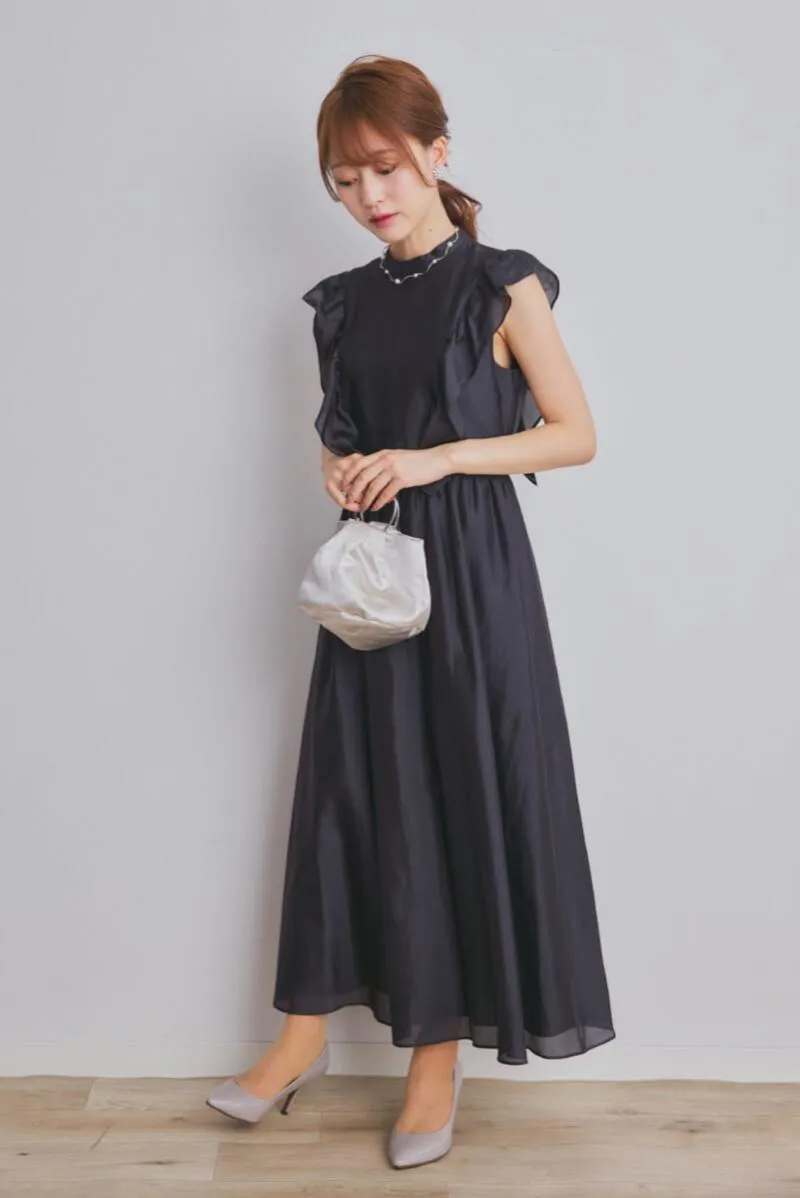 ブラックのサイドフリルエアリードレス