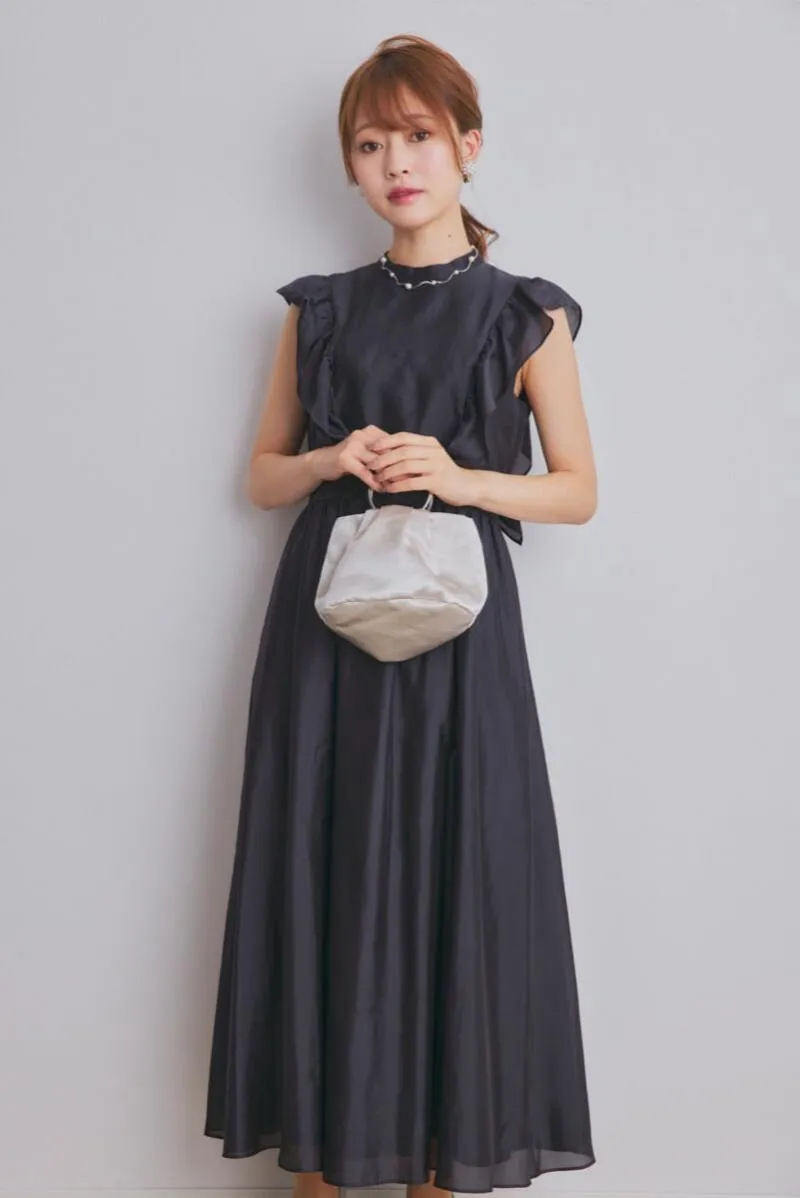ブラックのサイドフリルエアリードレス