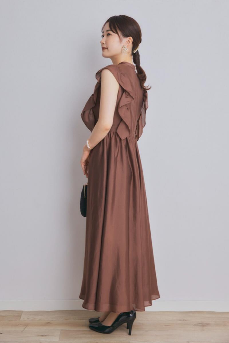 ブラウンのサイドフリルエアリードレス