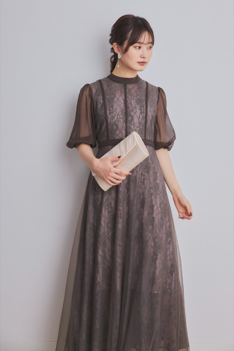 グレーのハイウエストチュールレースドレス