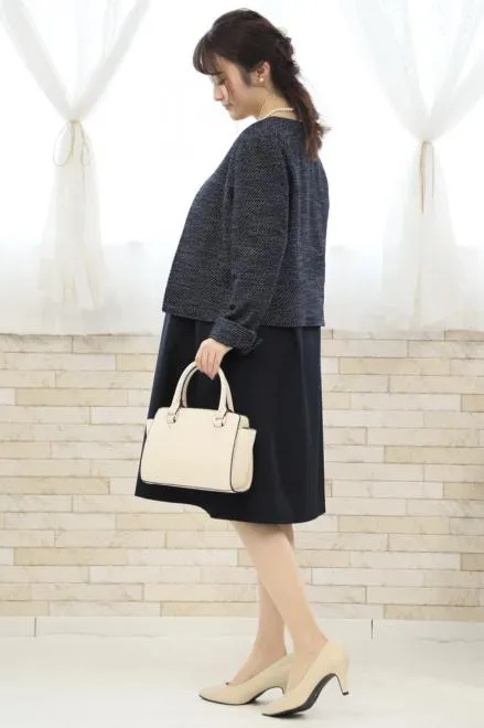 ネイビーの七分袖授乳口付フレアラインセレモニースーツセット