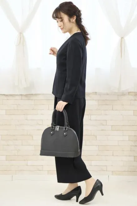 ネイビーのシフォンブラウスワイドパンツセレモニースーツセット