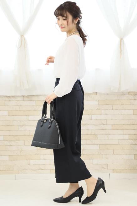 ネイビーのシフォンブラウスワイドパンツセレモニースーツセット